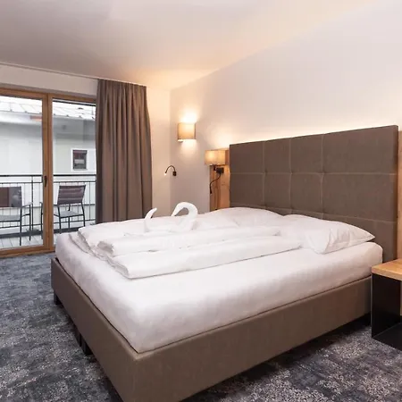 Peppone Apartment *